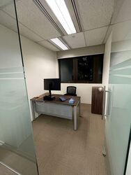 Palais Renaissance (D9), Office #537055281
